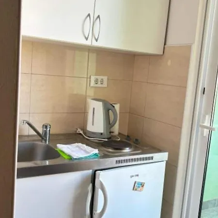 Apartment Mira Roso - 3 Makarska