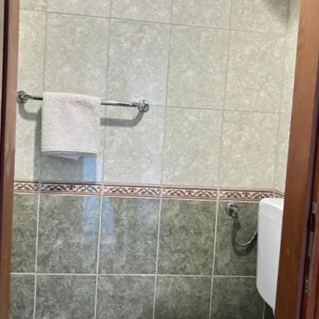 Mira Roso - 3 Apartment Makarska
